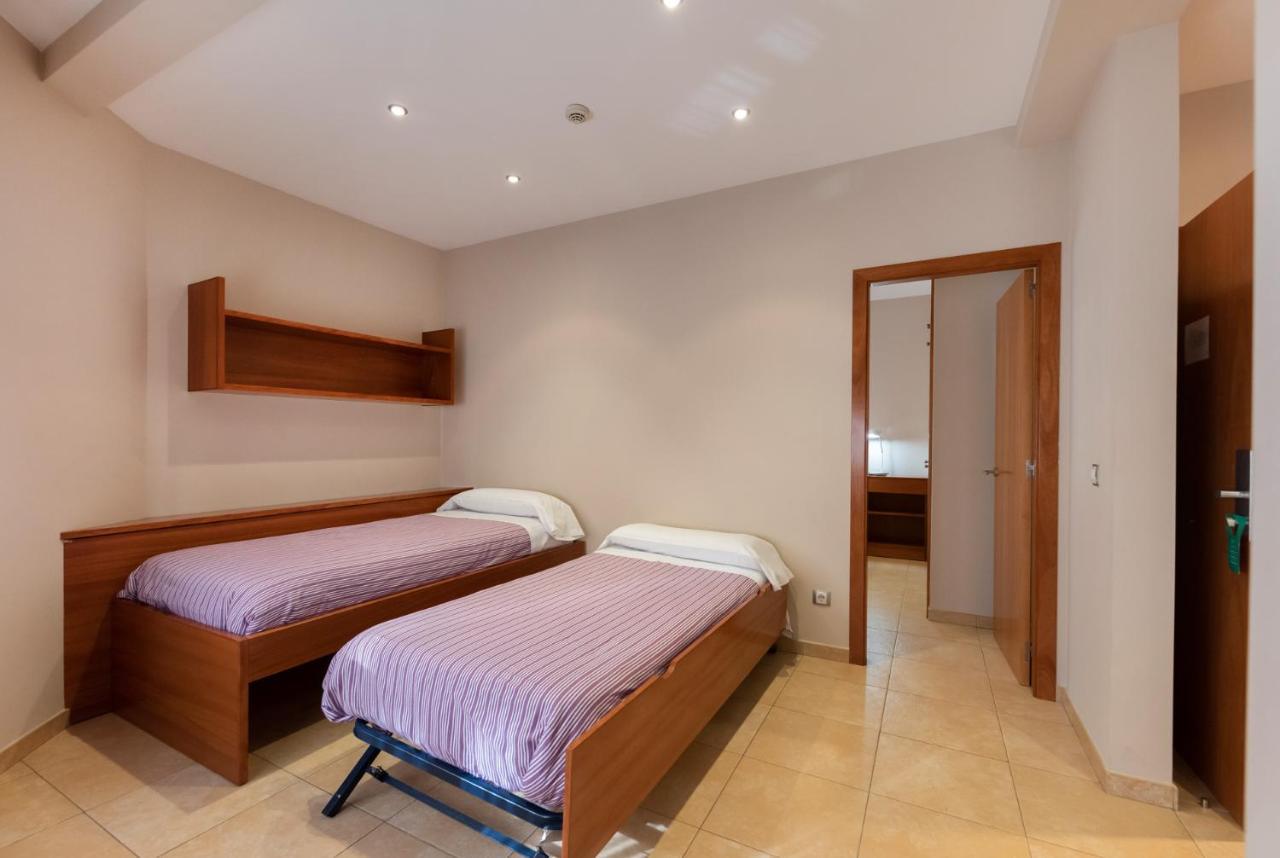 Aparthotel Iceberg Sant Julià de Lòria Eksteriør billede