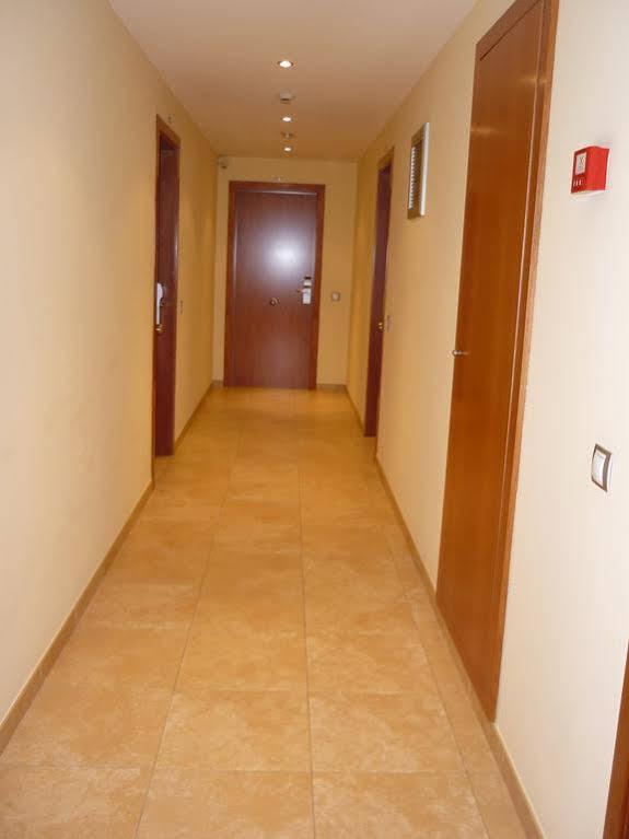 Aparthotel Iceberg Sant Julià de Lòria Eksteriør billede