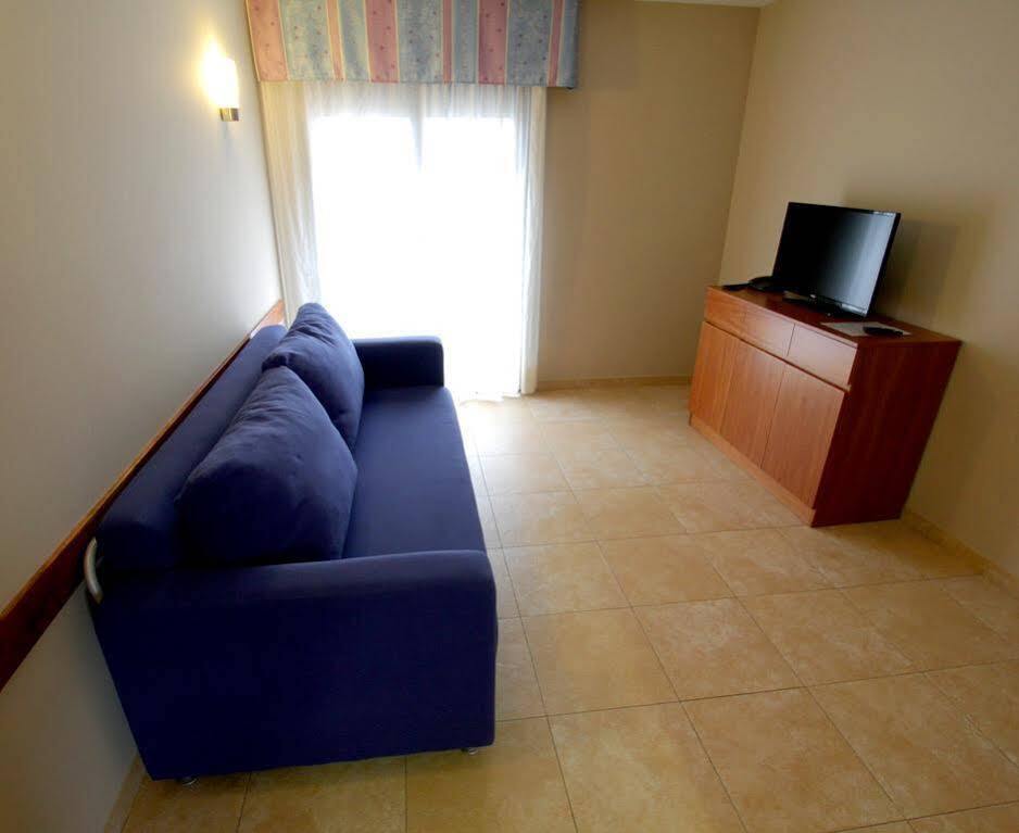 Aparthotel Iceberg Sant Julià de Lòria Eksteriør billede
